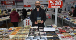 Yazar Akın Gülyurt, Doğu Anadolu 2. Kitap Fuarı’ndaydı – Kültür Sanat & Sinema