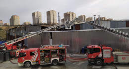 Başakşehir’deki tekstil fabrikasında yangın paniği