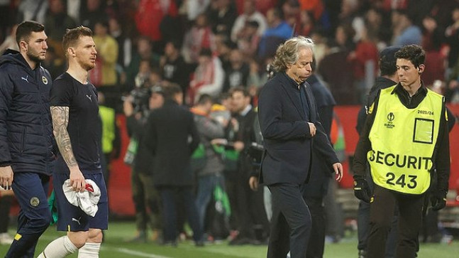 Fenerbahçe, Sevilla karşısında tur peşinde