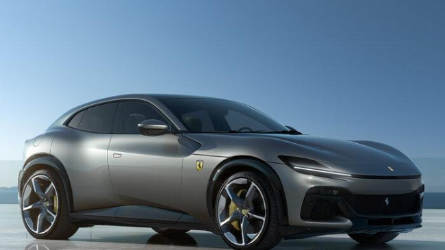 Ferrari’nin ilk SUV’u: Ferrari Purosangue tanıtıldı! Arka kapıları geriye doğru açılıyor