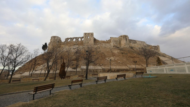 Depremin etkilediği Gaziantep’teki tarihi yapılar bilimin ışığında onarılacak