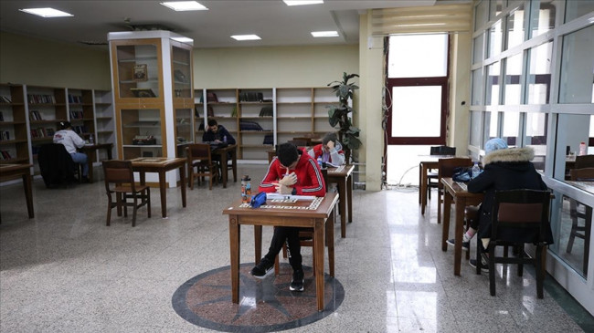 Kahramanmaraş’ta kütüphaneler öğrencilerin ders çalışması için hazırlandı
