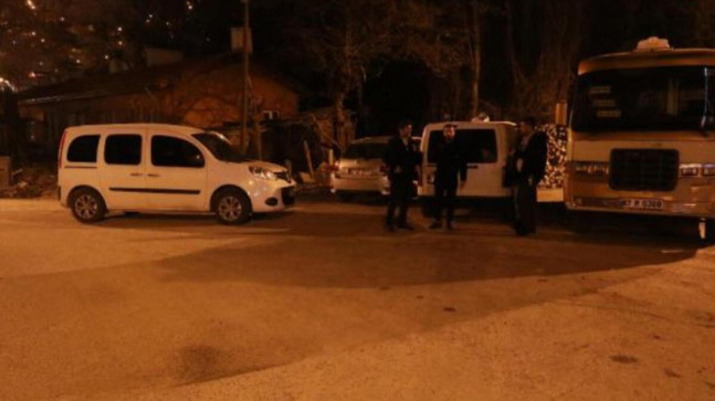 Sevgilisinin evinde bıçakla öldürüldü