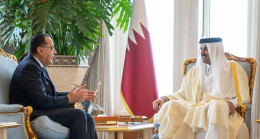 Katar Emiri Al Sani, Mısır Başbakanı Medbuli’yle görüştü
