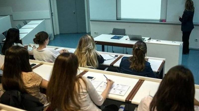 Belirsizlik kararların en kötüsü; şimdi öğrenciler ne yapsın, evlerini tutsunlar mı, tutmasınlar mı?