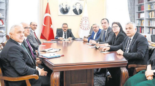 Deprem bölgesindeki öğretmenler için yer değişikliği – En Son Haberler