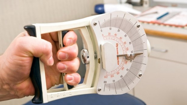 Dinamometre Nasıl Yapılır? Evde Basit Dinamometre Yapımı Malzemeleri