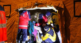 Enkaz altında kalıp ölenlerin sesini duymadınız bari şimdi bizim sesimizi duyun