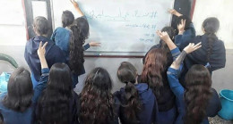 İran’ı karıştıran iddia: 650 kız öğrenci okula gitmemeleri için kasıtlı olarak zehirlendi