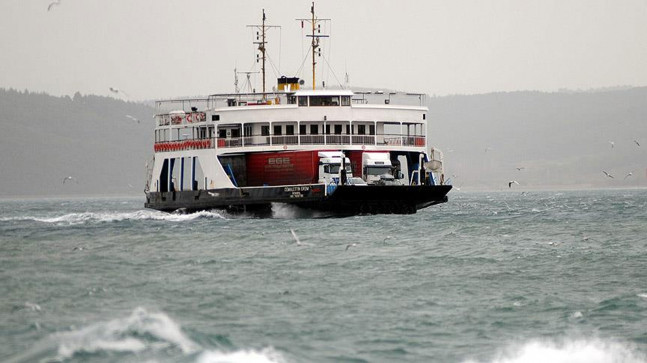 İzmir’de vapur seferleri, olumsuz hava şartları nedeniyle iptal edildi