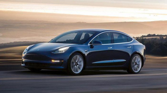 Tesla’dan indirim hamlesi! Model 3 ve Model Y fiyatları indi