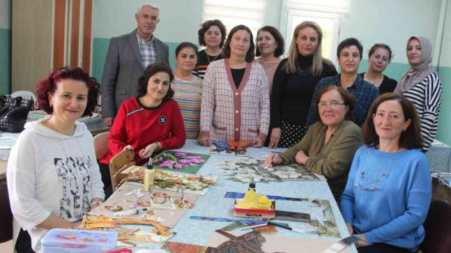 Hem boş zamanlarını değerlendiriyorlar hem de sanat öğreniyorlar