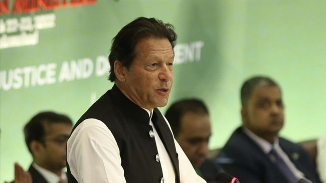 Pakistan, eski Başbakan’ı gözaltına almak için harekete geçti