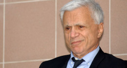 Karısını öldürdüğü iddiasıyla yargılanan ünlü oyuncu hayatını kaybetti