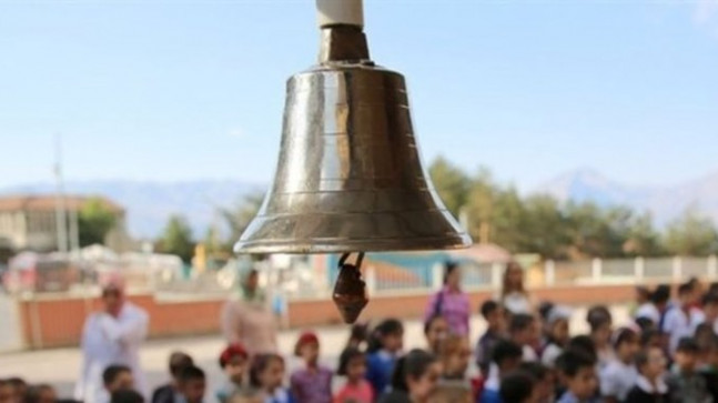 Nisan ara tatili ertelenecek mi, iptal mi? Okullarda Nisan ara tatili ne zaman yapılacak, kaç gün kaldı?