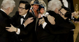 Ke Huy Quan ile Harrison Ford 95. Oscar Ödül Töreni’nde yeniden bir araya geldi