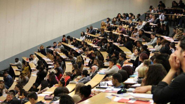 Üniversiteler Nisan’da açılacak mı? Üniversiteler ne zaman açılacak? YÖK’ten yüz yüze eğitim açıklaması