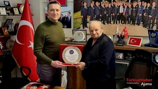 Müdür Hakan Sıralı’dan Başkan Ceylan’a Tebrik Ziyareti – Güncel