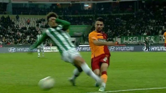 Galatasaray’ın Konyaspor maçında kırmızı kart beklentisi
