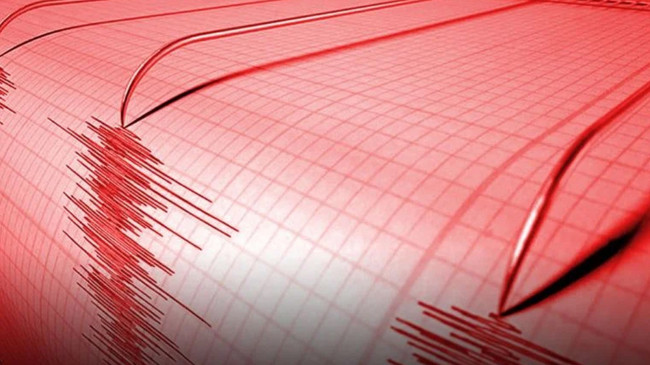 Ekvador 6.7 büyüklüğündeki depremle sallandı