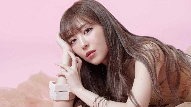 2021’de sahnede bayılan ünlü şarkıcıdan acı haber geldi