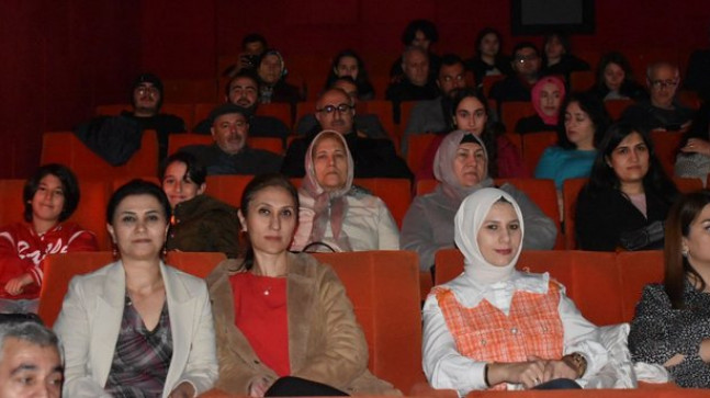 Azerbaycan Kurucu Lideri Belgeseli gösterime girdi