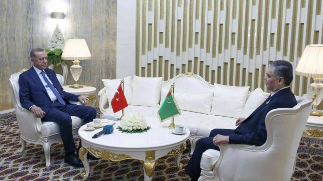 Cumhurbaşkanı Erdoğan, Türkmenistan Halk Maslahatı Başkanı Berdimuhamedov ile görüştü