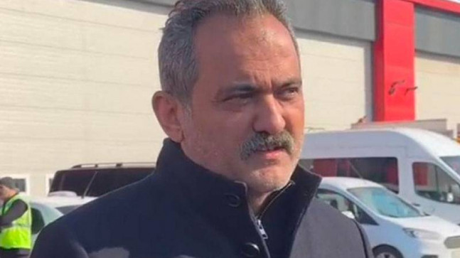 Deprem bölgesinden 202 bin 817 öğrencimizin diğer illere nakil işlemini gerçekleştirdik