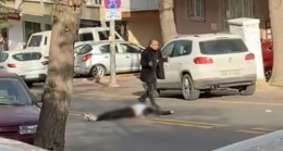Eski eşini sokak ortasında vurdu, yanına kimseyi yaklaştırmadı – Son Dakika Türkiye Haberleri