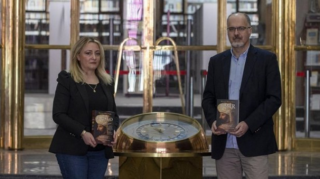 Fatih için yazılan, 5 asırdır saklı kalan Latince epik şiir Türkçe ve İngilizce yayımlandı