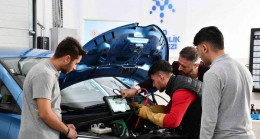 İTO yerli otomobil öncesi ’elektrikli araç tamiri’ için eğitim süreci başlattı