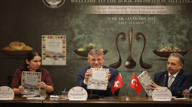 Kayseri Talas’ta ‘1 Kazanda 3 Kepçe’ye görkemli tanıtım – Kültür Sanat & Sinema