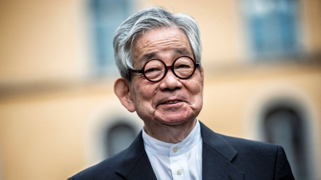 Nobel ödüllü Japon yazar Kenzaburo Oe hayatını kaybetti