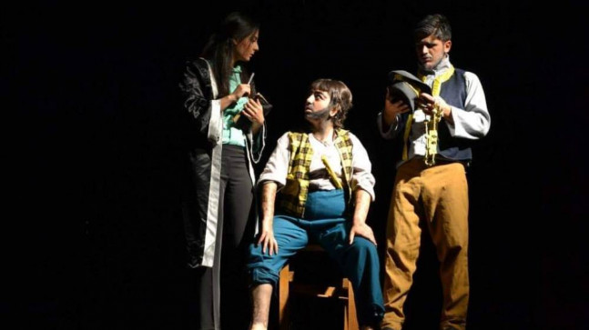 Okulum Sahnede Projesi: Öğrencilere sanatsal etkinlikler