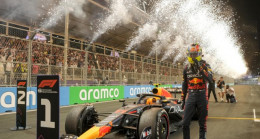 Suudi Arabistan Grand Prix’sinde kazanan Sergio Perez