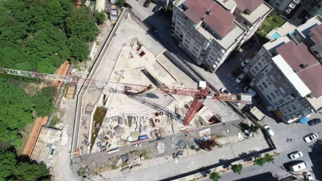 “Taş taş üstüne koyun da size teşekkür edelim”