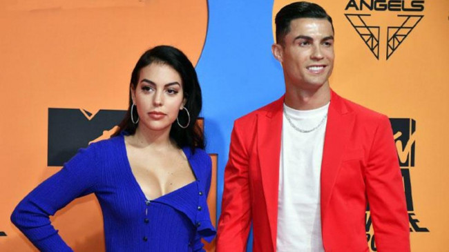 Ronaldo’dan sevgilisi Rodriguez’den ayrılacağı iddiaları sonrası bomba paylaşım! Milyonlarca beğeni aldı