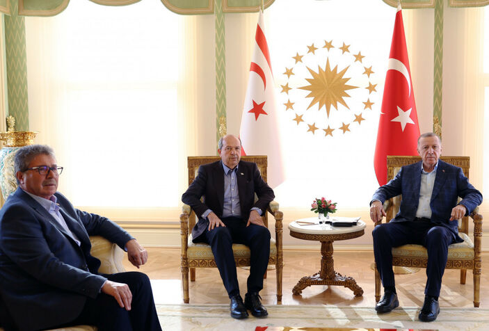 Cumhurbaşkanı Erdoğan, KKTC Cumhurbaşkanı ve Başbakanını kabul etti #5