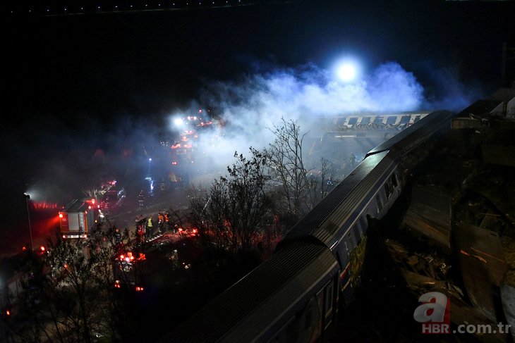 Yunanistan’da feci kaza! Yük treni ile yolcu treni çarpıştı: 32 kişi hayatını kaybetti