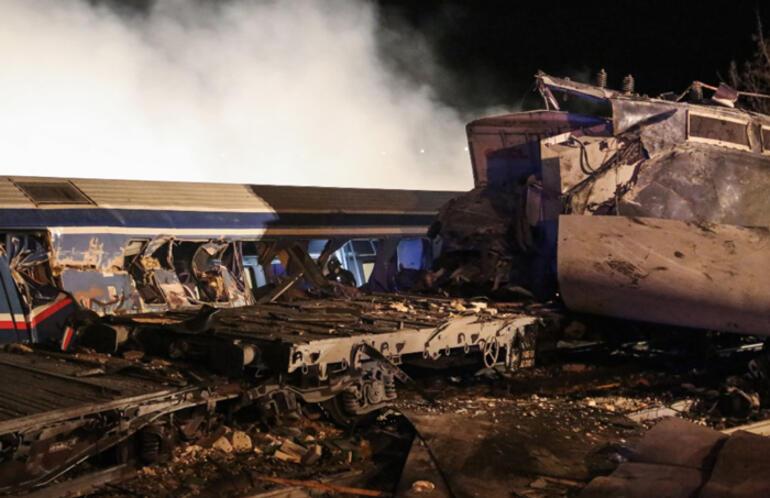 Yunanistanda tren kazası sonrası yeni karar Günler sonra başlayacak